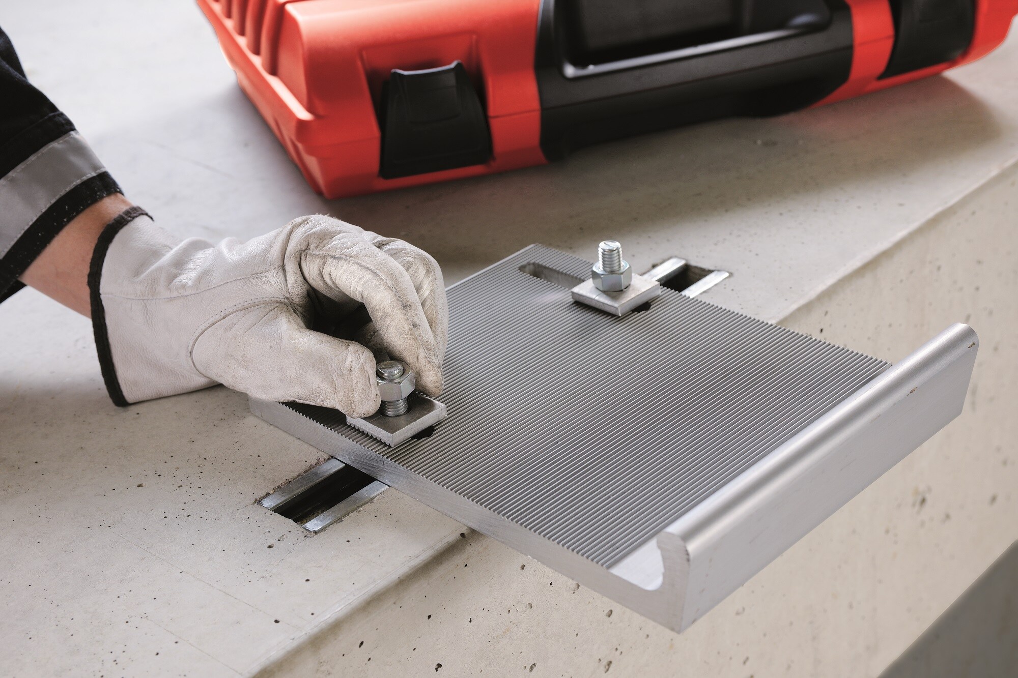 Curtain Wall Attachment Hilti Singapore